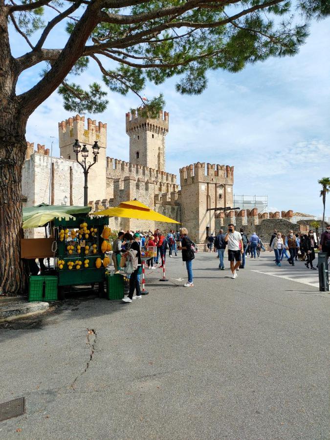 Sirmione Suite Private Terrace Bagian luar foto